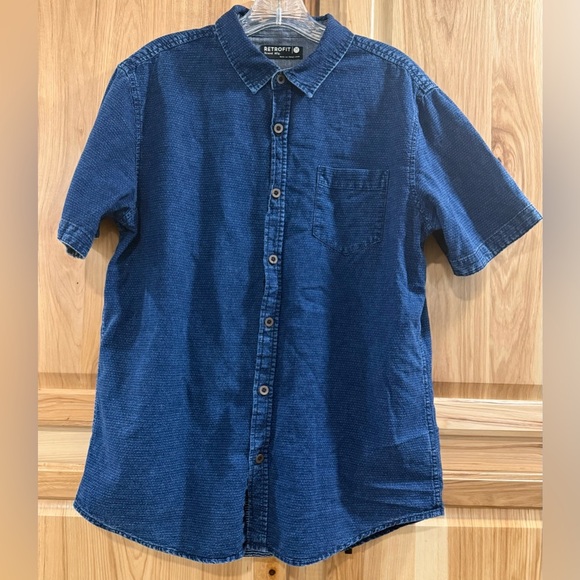 Retrofit Brand Blue Casual Button Down Short Sleeve Shirt 100% Cotton Versatile - Picture 1 of 9